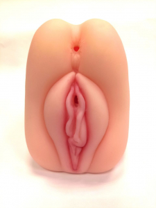 Мастурбатор в виде аппетитной вагины с вибрацией